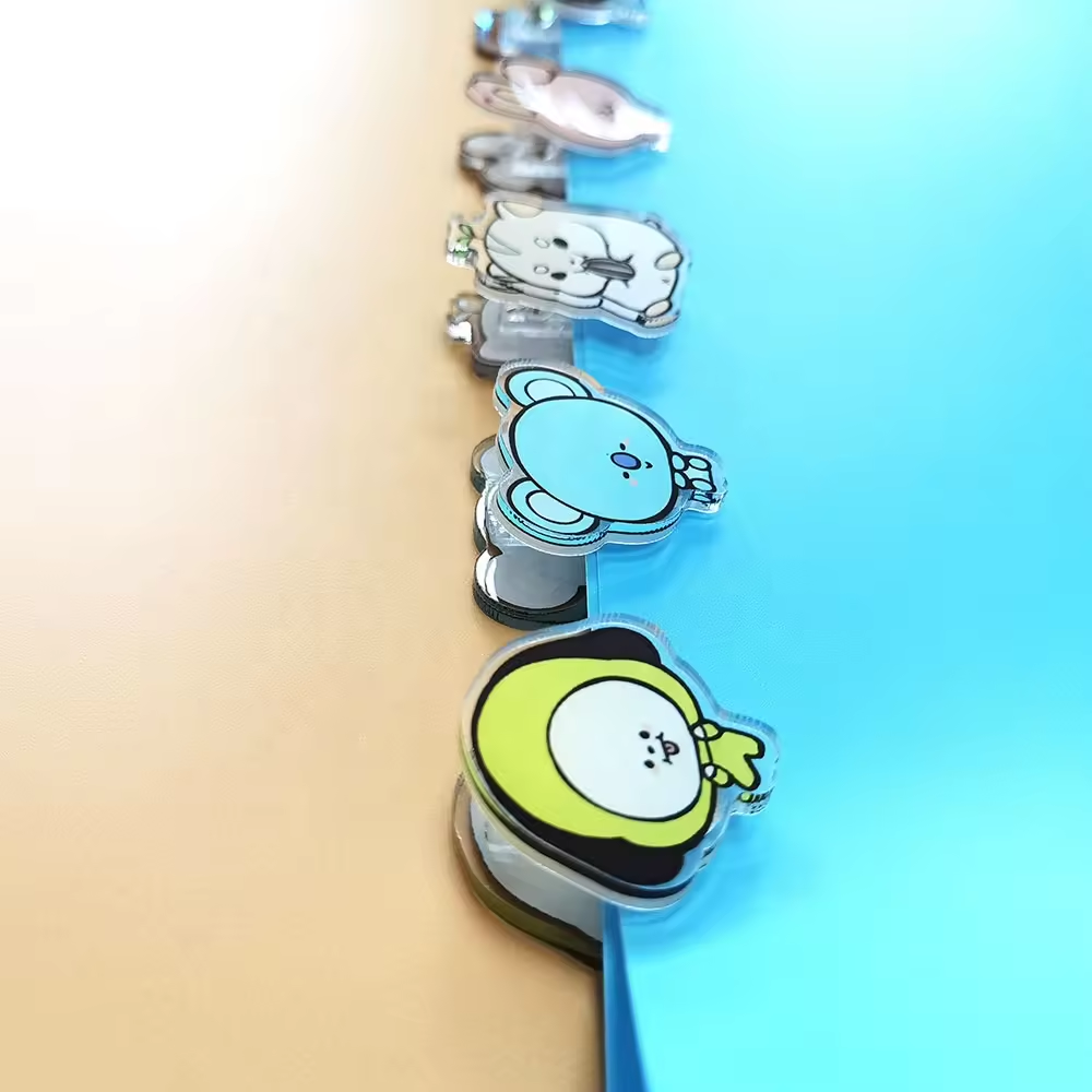 Acrylic Clip7
